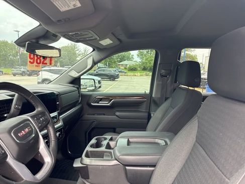 Used 2023 GMC Sierra 1500 Elevation AWD/4WD image 9