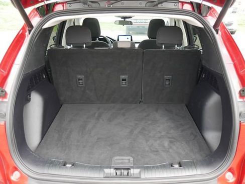Used 2022 Ford Escape SE w/ SE Sport Appearance Package AWD/4WD image 10