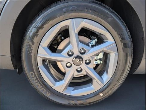New 2026 Kia K4 FWD image 16