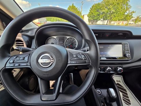 Used 2024 Nissan Kicks S FWD image 16