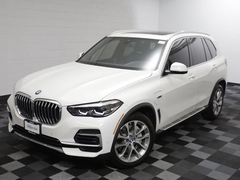 Used 2023 BMW X5 xDrive45e AWD/4WD image 2