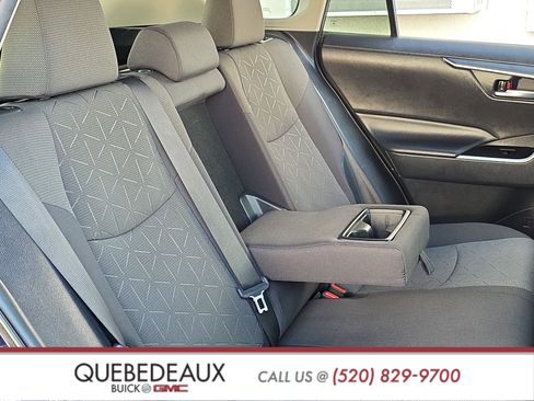 Used 2021 Toyota RAV4 XLE FWD image 27