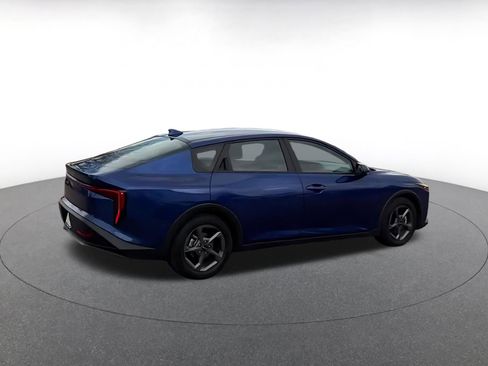 Used 2025 Kia K4 FWD image 12