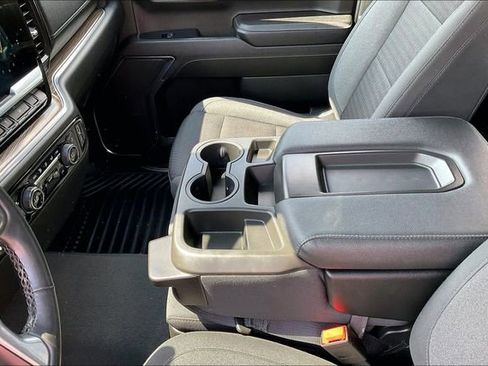 Used 2023 Chevrolet Silverado 1500 LT AWD/4WD image 13