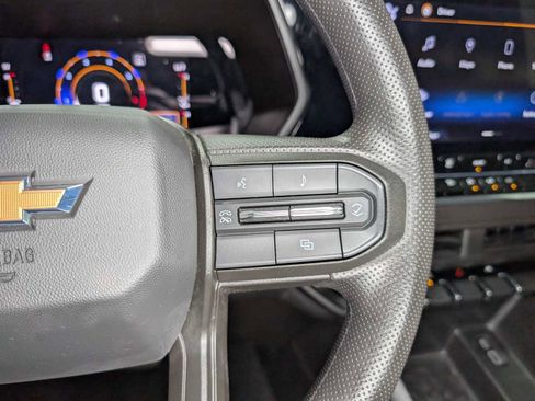 Used 2023 Chevrolet Colorado W/T RWD image 35