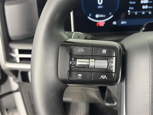 Used 2025 Hyundai Santa Fe Limited image 29