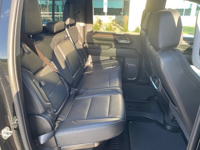 Used 2024 GMC Sierra 2500 Denali w/ Denali Reserve Package AWD/4WD image 21