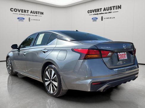 Used 2022 Nissan Altima 2.5 SL FWD image 3