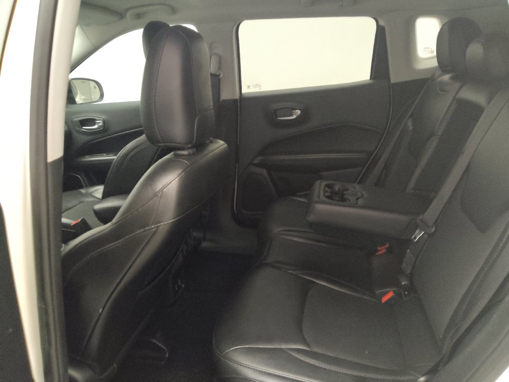 Used 2018 Jeep Compass Latitude w/ Popular Equipment Group AWD/4WD image 18