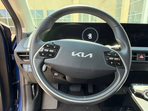 Used 2023 Kia EV6 Wind RWD image 13