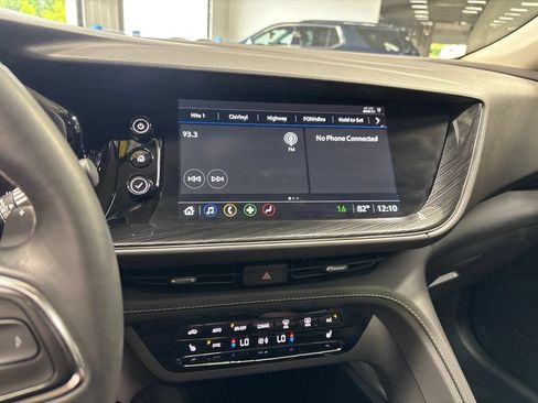 Used 2023 Buick Envision Essence w/ Sport Touring Package AWD/4WD image 18