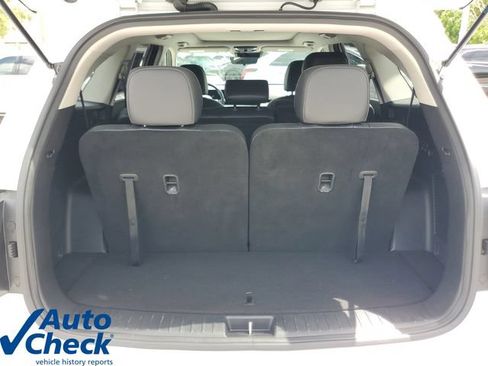 Used 2024 Kia Sorento S w/ Panoramic Sunroof Package FWD image 9
