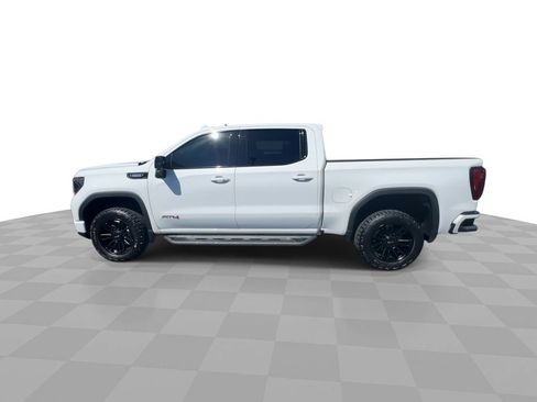 Used 2024 GMC Sierra 1500 AT4 w/ Technology Package AWD/4WD image 5