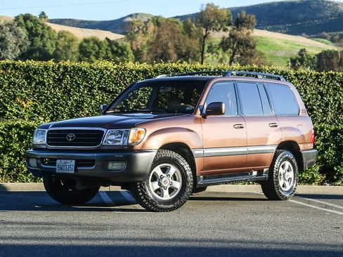 Used 1998 Toyota Land Cruiser AWD/4WD image 1