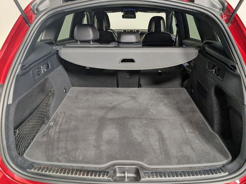 Used 2025 Mercedes-Benz GLC 300 GLC 300 image 25