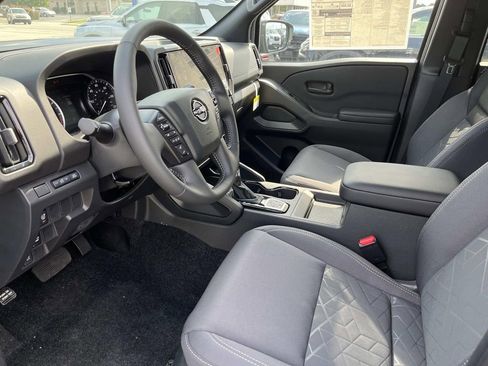 Used 2026 Nissan Frontier SV w/ All-Weather Content Package AWD/4WD image 25