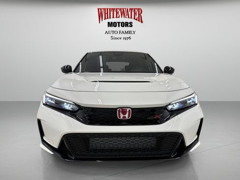Used 2025 Honda Civic Type R image 6