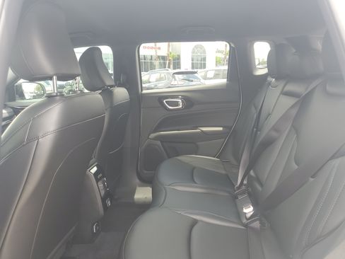 New 2026 Jeep Compass Limited AWD/4WD image 9