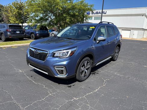 Used 2020 Subaru Forester Touring w/ Popular Package #2 AWD/4WD image 7