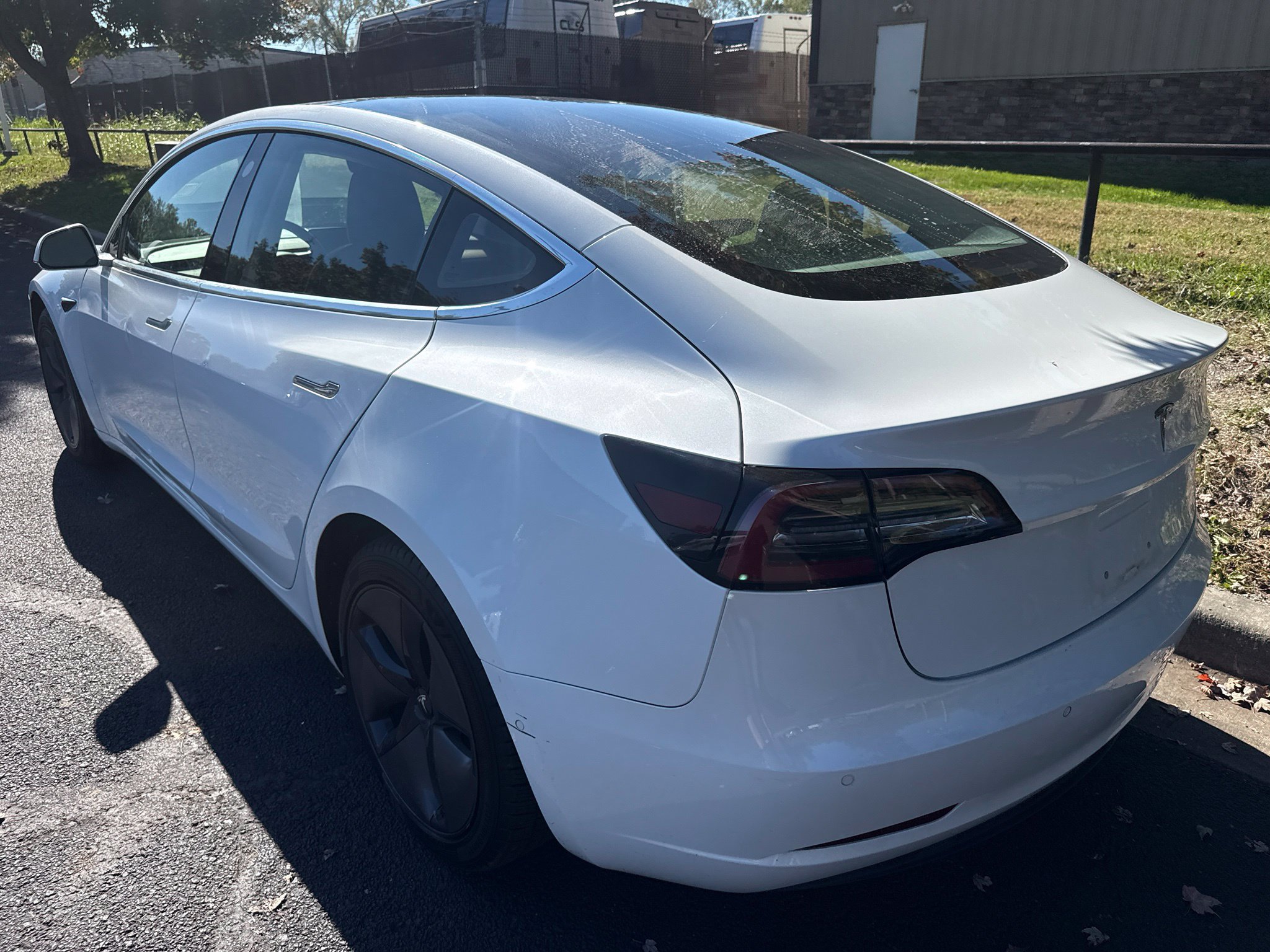 Used 2018 Tesla Model 3 Long Range RWD image 7