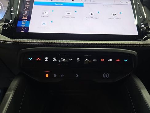 New 2026 Jeep Cherokee Overland AWD/4WD image 21