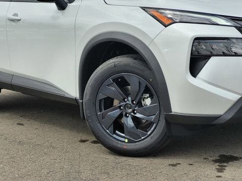 New 2026 Nissan Rogue SV FWD image 2