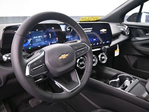 New 2026 Chevrolet Blazer EV LT image 18