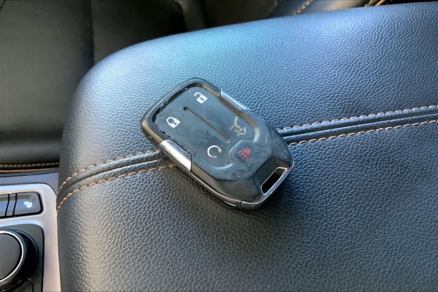 Used 2023 GMC Terrain AT4 AWD/4WD image 15