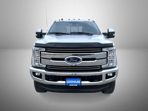 Used 2019 Ford F250 Lariat w/ Lariat Ultimate Package image 2