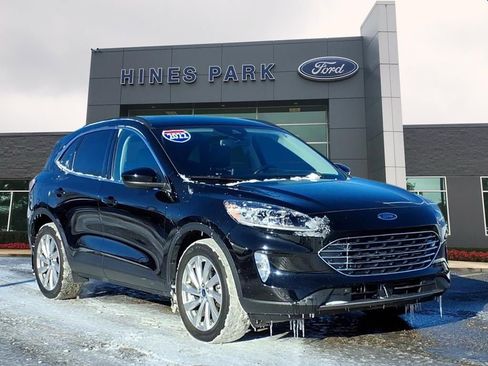 Certified 2022 Ford Escape Titanium w/ Titanium Elite Package image 1