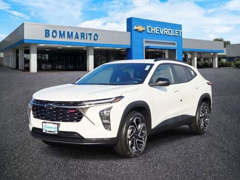 New 2026 Chevrolet Trax RS w/ Driver Confidence Package image 1