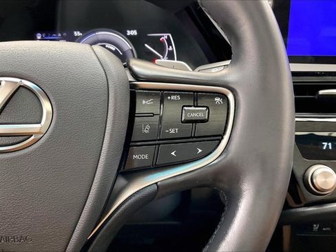 Used 2025 Lexus ES 300h w/ Premium Package image 22