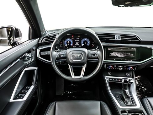 Used 2025 Audi Q3 2.0T Premium Plus w/ Premium Plus Package image 5