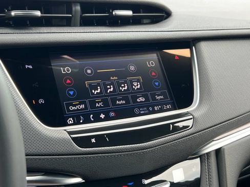 New 2026 Cadillac XT5 Luxury AWD/4WD image 38