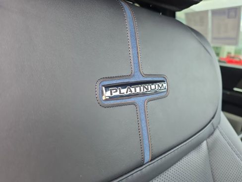 Used 2025 Ford F250 Platinum AWD/4WD image 25