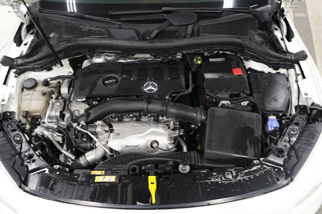 Used 2022 Mercedes-Benz GLA 250 w/ Premium Package Lite image 30