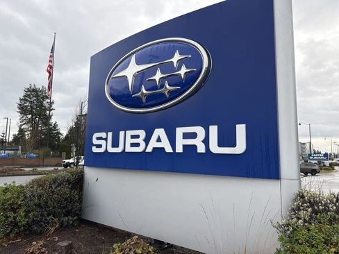 Used 2018 Jeep Wrangler Unlimited Rubicon w/ Cold Weather Group image 10