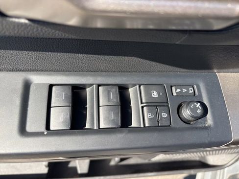 Used 2025 Toyota Tundra Limited image 22