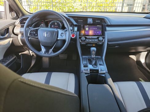 Used 2019 Honda Civic EX image 15