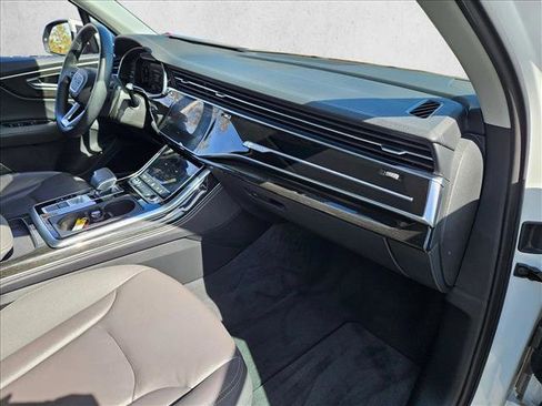 Used 2025 Audi Q7 3.0T Premium Plus image 22