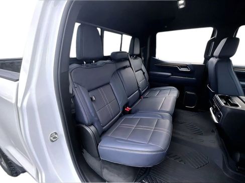 Used 2022 Chevrolet Silverado 1500 High Country w/ Z71 Off-Road Package image 26