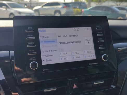 Used 2023 Toyota Camry SE image 21