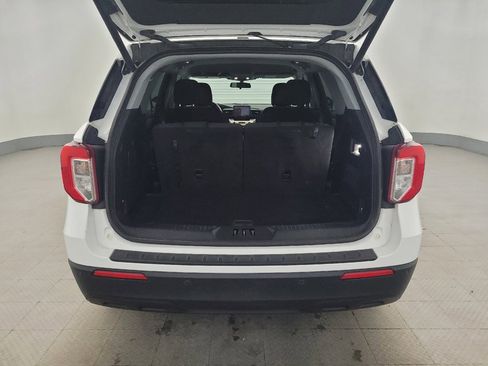 Used 2022 Ford Explorer XLT image 29