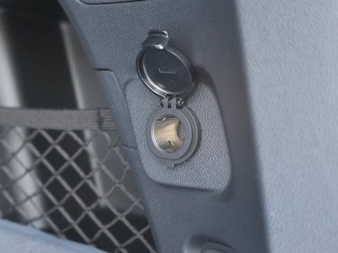 Used 2025 Subaru Outback Onyx Edition image 16