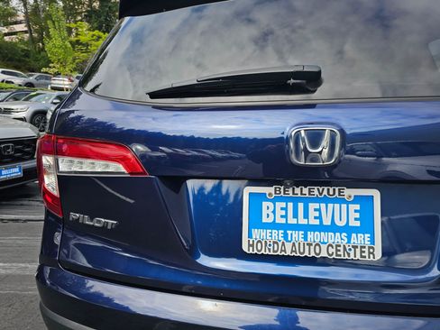 Used 2020 Honda Pilot Touring image 15