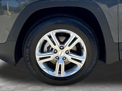 Used 2018 GMC Terrain SLE FWD image 32