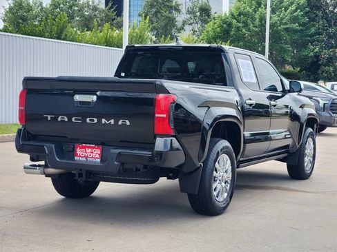Certified 2025 Toyota Tacoma Limited AWD/4WD image 5
