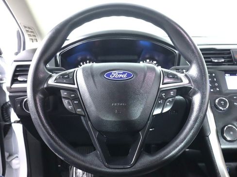 Used 2020 Ford Fusion S FWD image 11