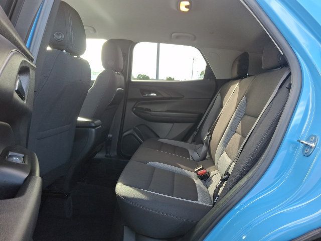 Used 2024 Chevrolet TrailBlazer LT w/ LT Cold Weather Package AWD/4WD image 13