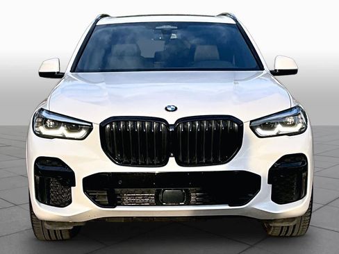 Used 2022 BMW X5 sDrive40i w/ M Sport Package RWD image 4